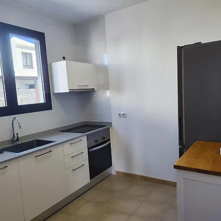 Semesterbostad Casa Adassa En