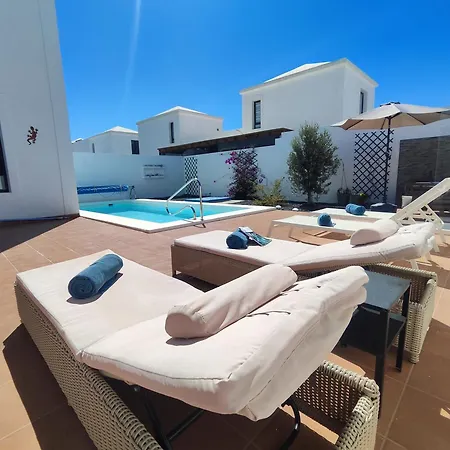 Semesterbostad Casa Adassa En